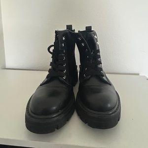 black madden girl lace up boots